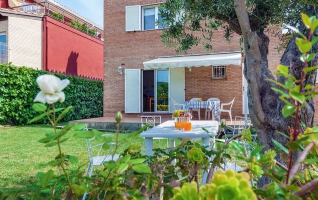 Villa Esther - Photo 2