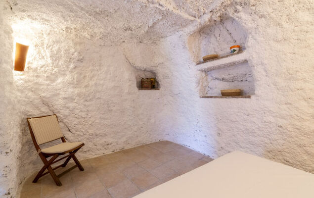 Cueva Maria Zambrano - Photo 19